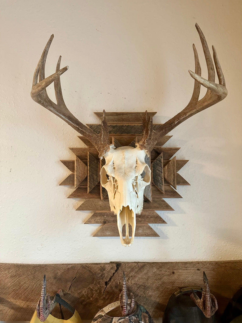 Euro Aztec Skull Mount